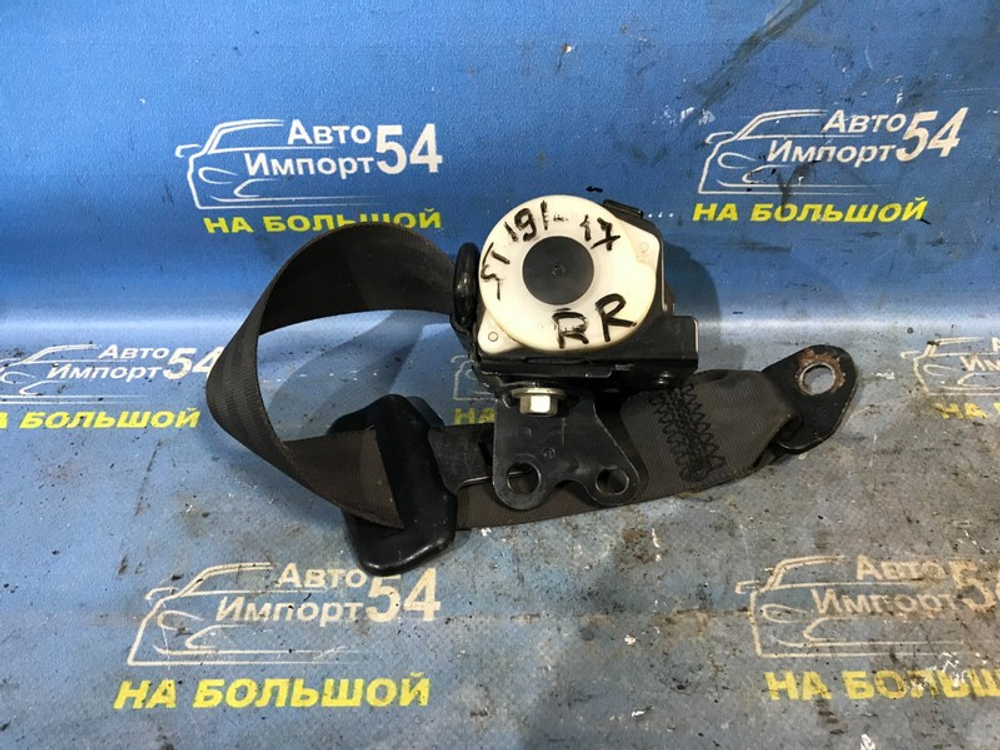 Ремни безопасности задние TOYOTA CORONA 1994