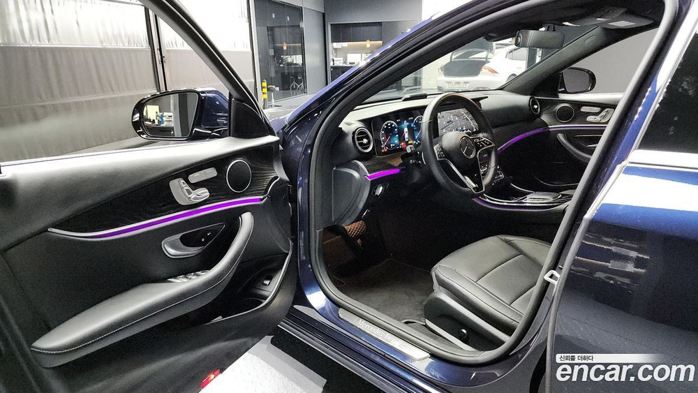 Mercedes-Benz E-Class W213 E250 Avangarde (02.2022)