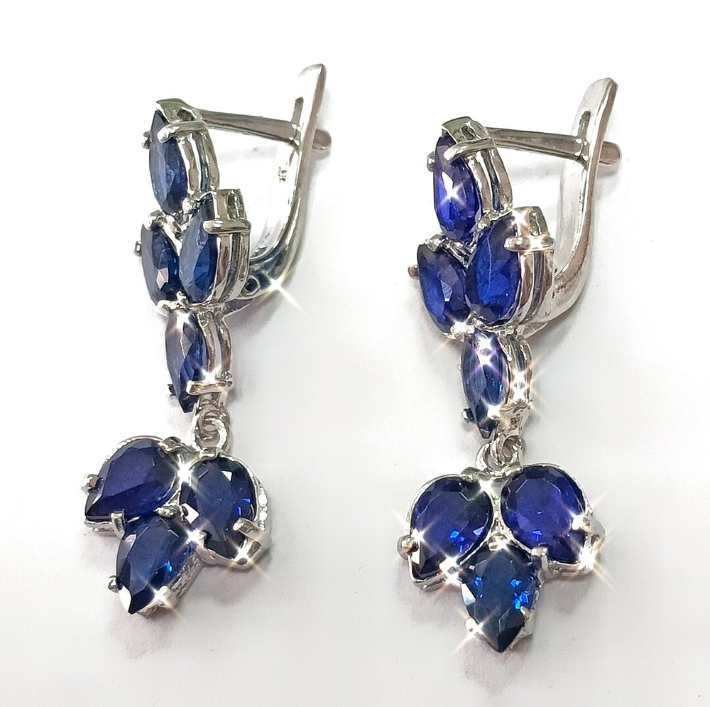 Ювелирные серьги из серебра,вставка синяя шпинель