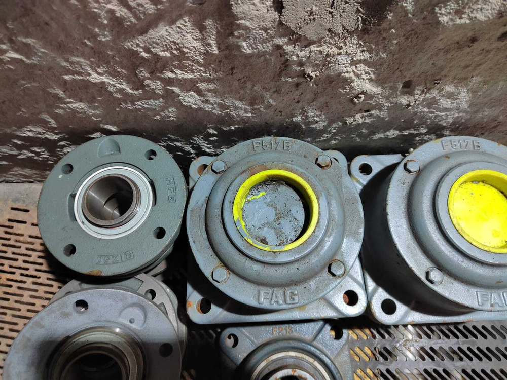 Корпус подшипника FAG F517B
