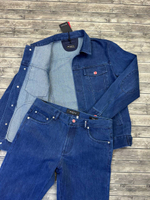 Джинсовый костюм Kiton