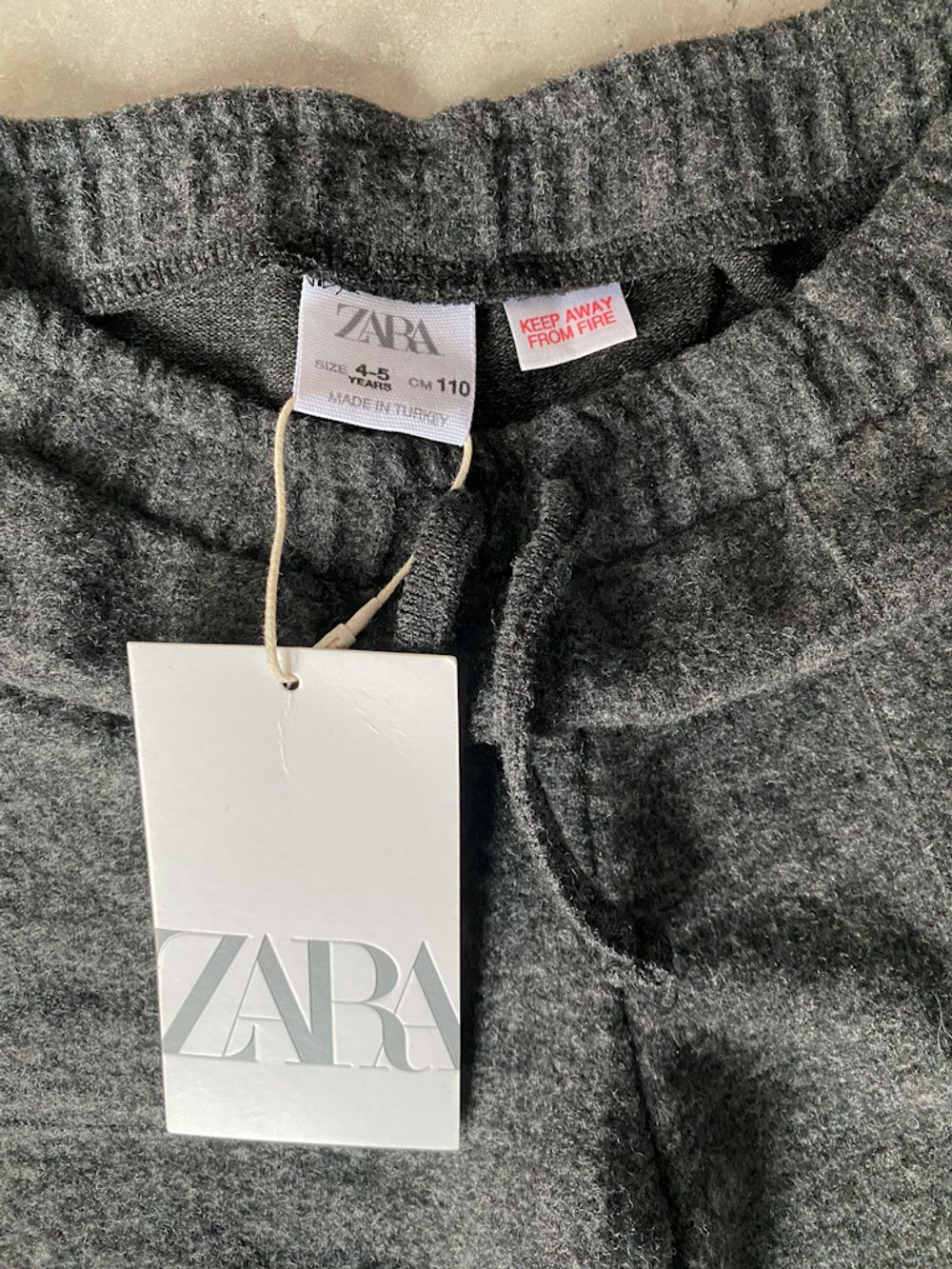Брюки Zara, 110