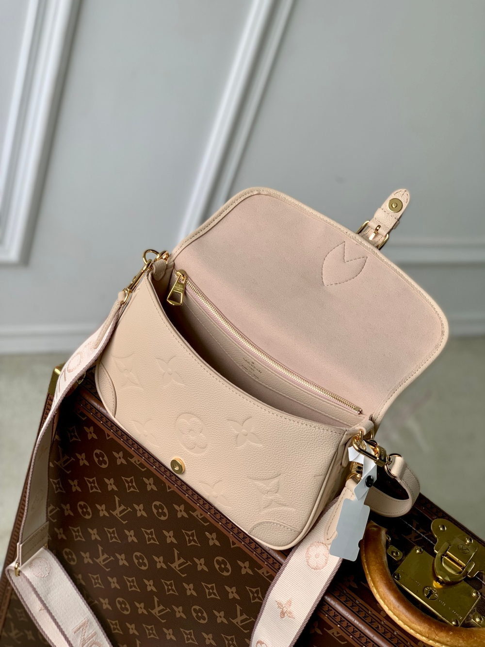 Louis Vuitton Diane