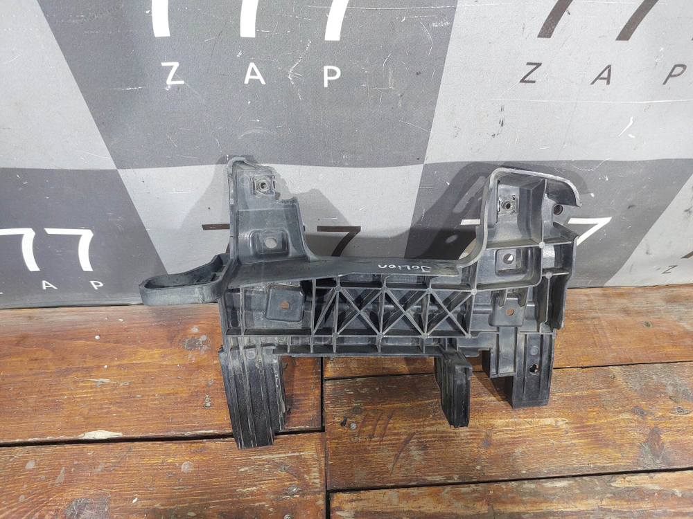 Кронштейн решетки радиатора левый Haval Jolion 21-нв Б/У Оригинал 5509117XST01A