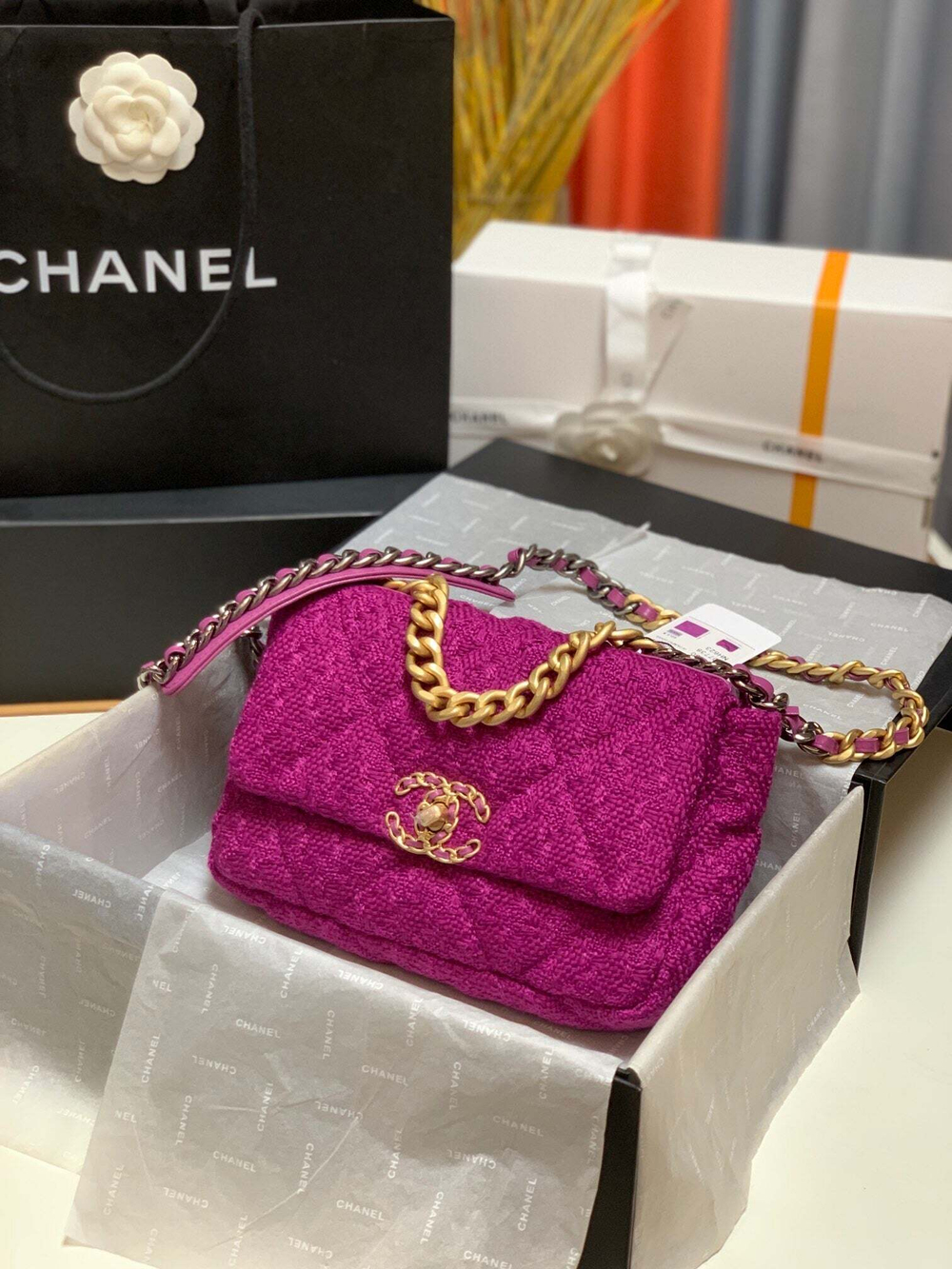 Chanel 19 26 cm