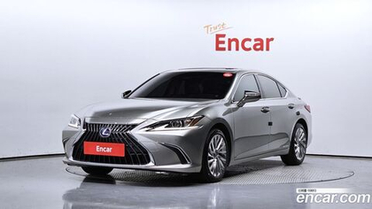 Lexus ES300h 7 Generation Luxury Plus (05.2022)