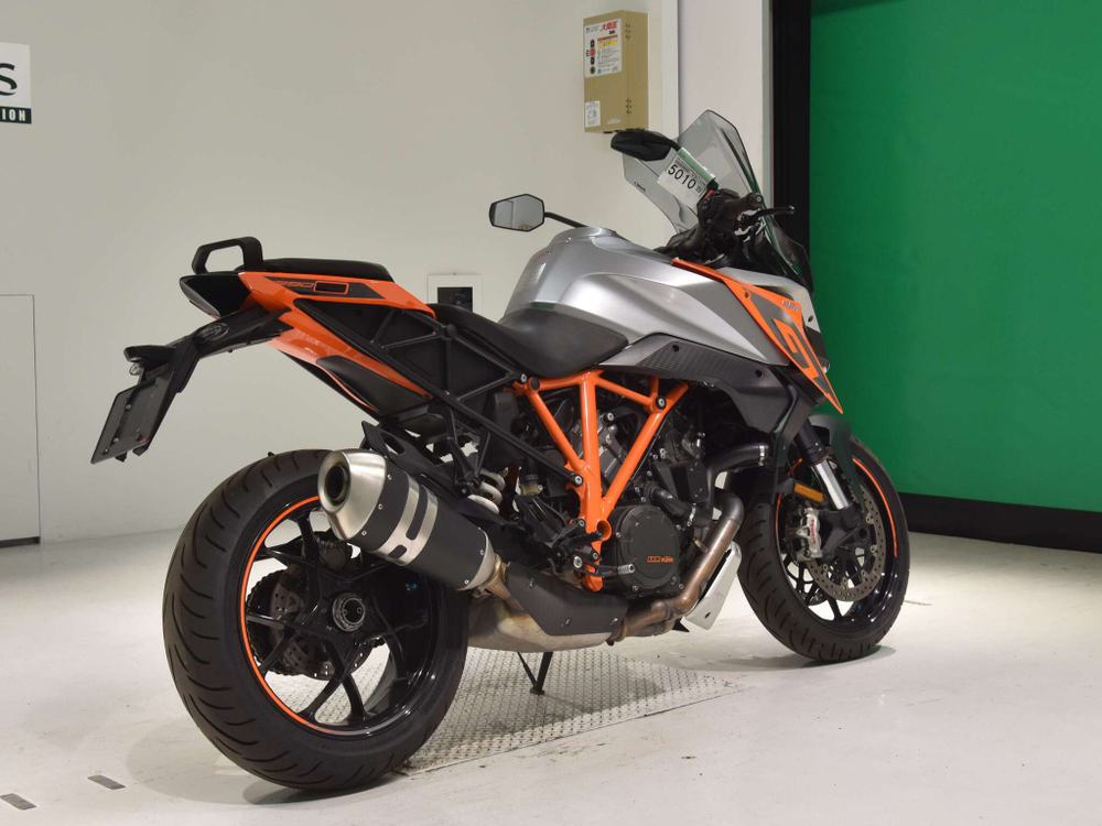 KTM 1290 Superduke GT