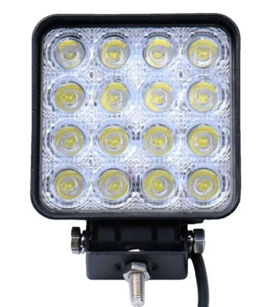 Фара светодиодная дополнительная 16 LED 48W 10-30V (квадрат) 84*84*20 дальний (GrandeLight)