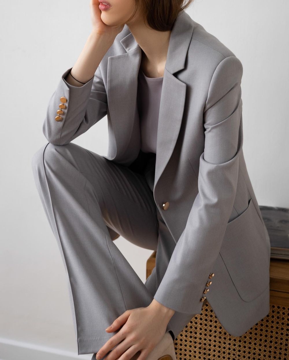 Пиджак полуприлегающий серый из итальянской вискозы