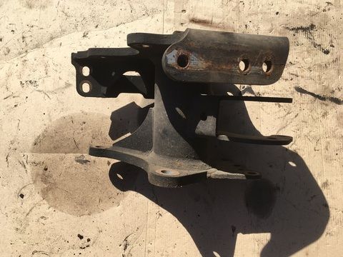 Кронштейн гидроусилителя MAN TGL