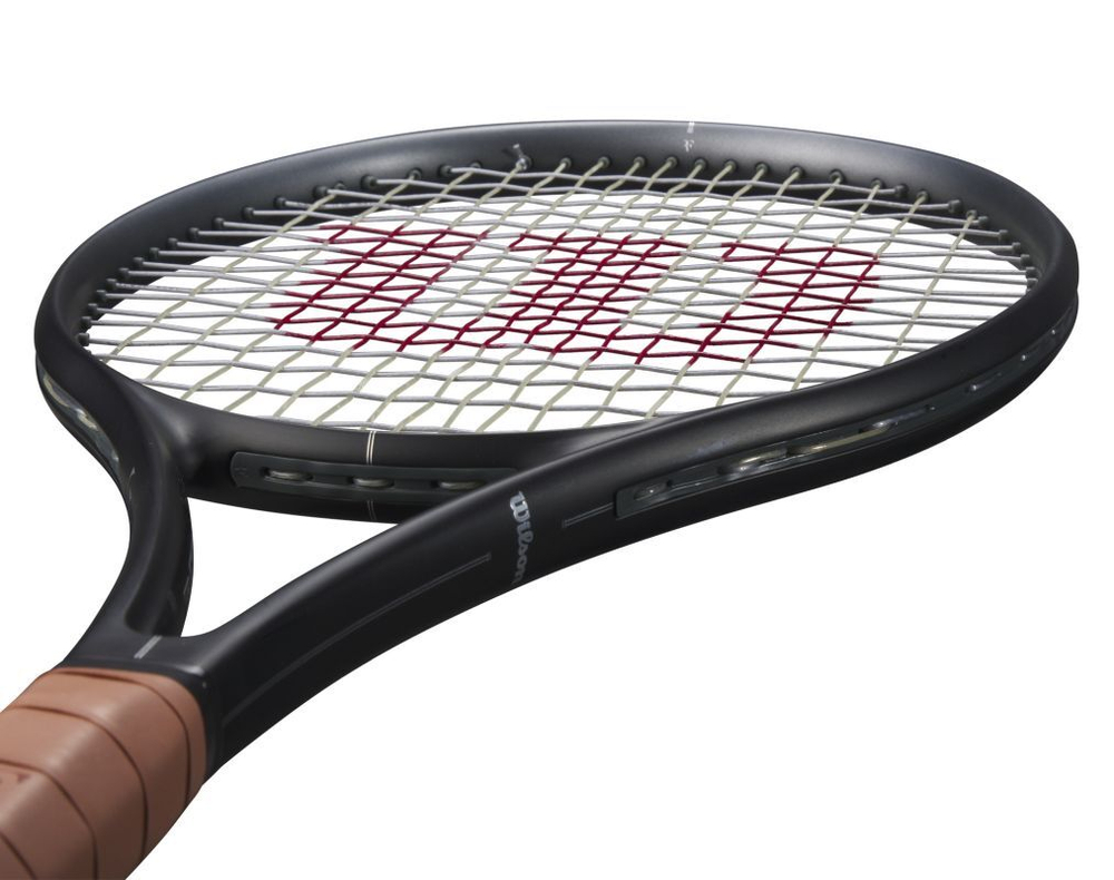 Теннисная ракетка Wilson RF 01 (16x19) + струны