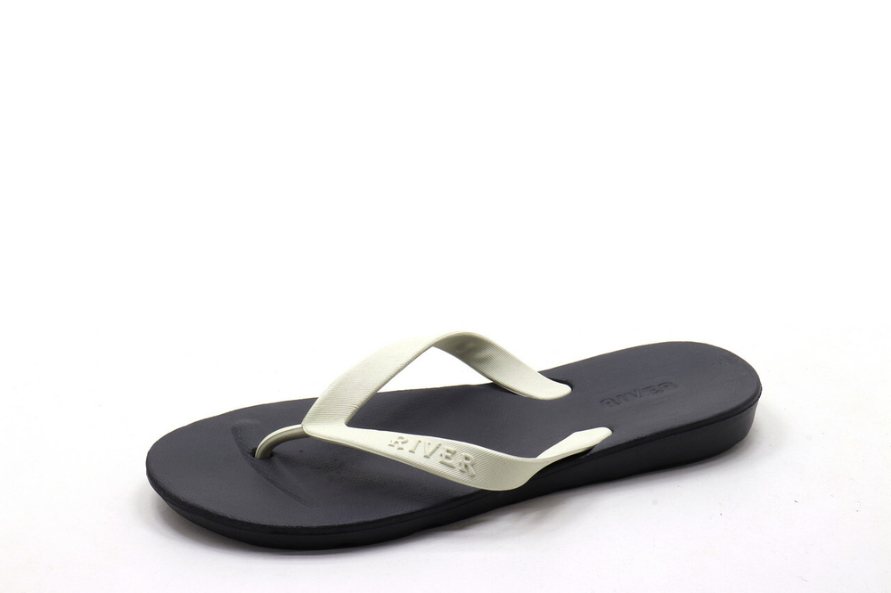 Сланцы (40-45)р. / шт.