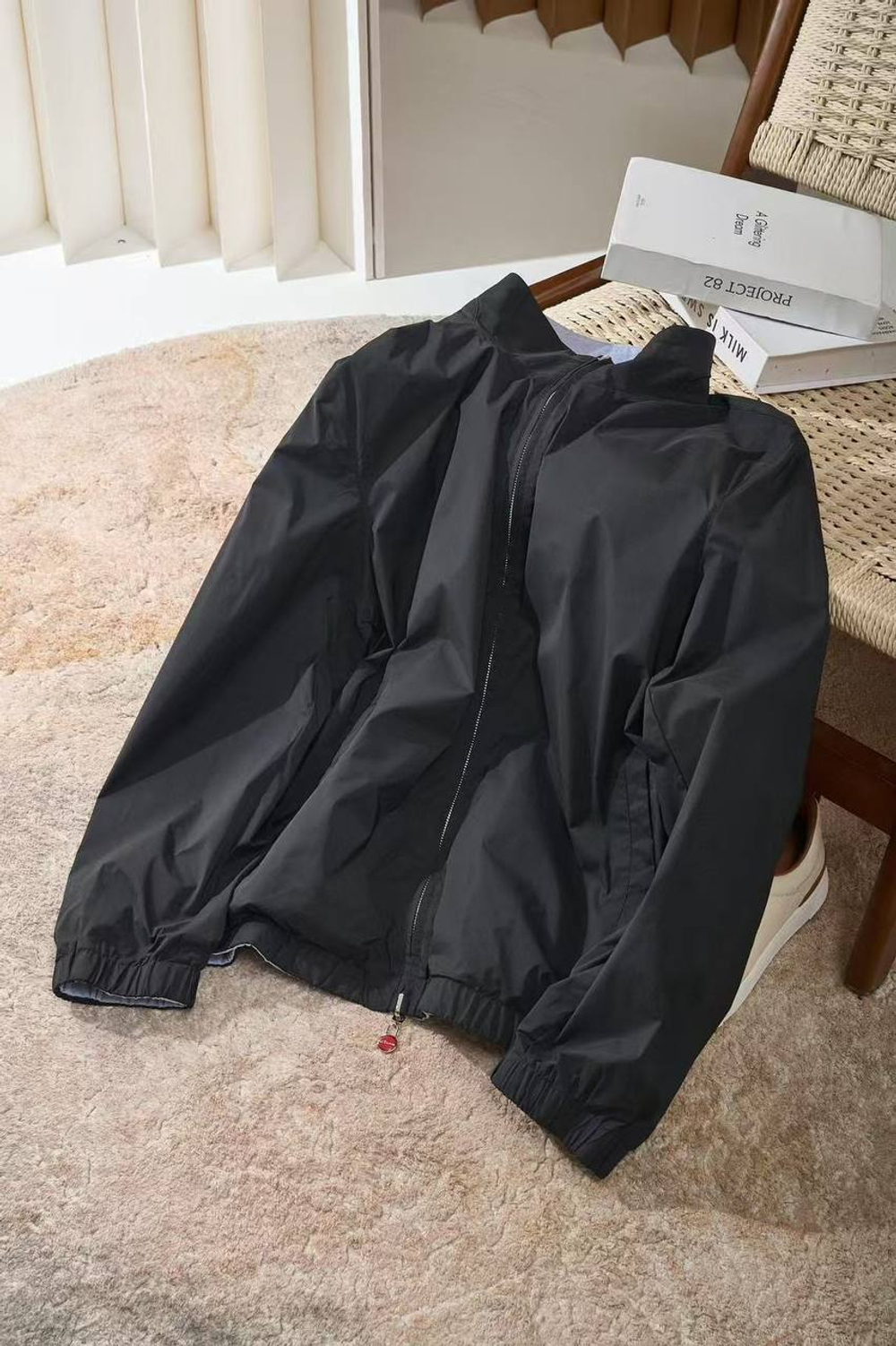 Ветровка Kiton