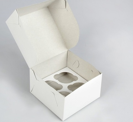 Коробка на 4 капкейка белая, 16*16*10 см ( БЕЗ ОКНА)