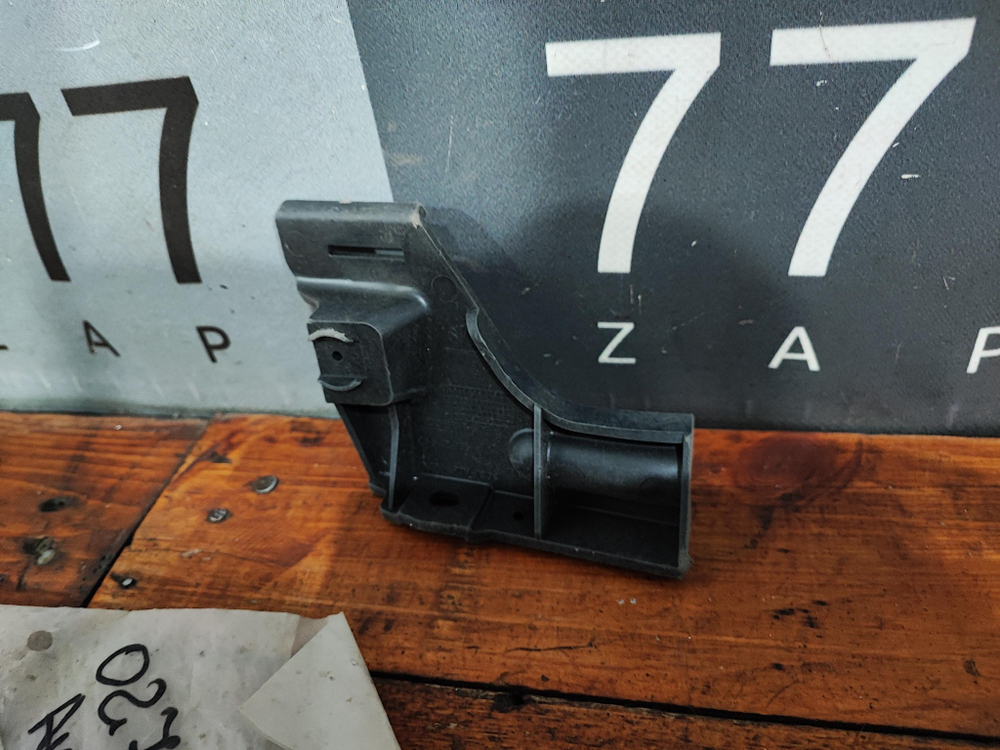 Кронштейн переднего бампера Aveo (T200) Новый Оригинал 96542986