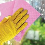 Салфетка протирочная 3D-СУПЕРВПИТЫВАЮЩАЯ PVA-замша 43x32 см, в тубе, розовая, LAIMA HOME, 609973