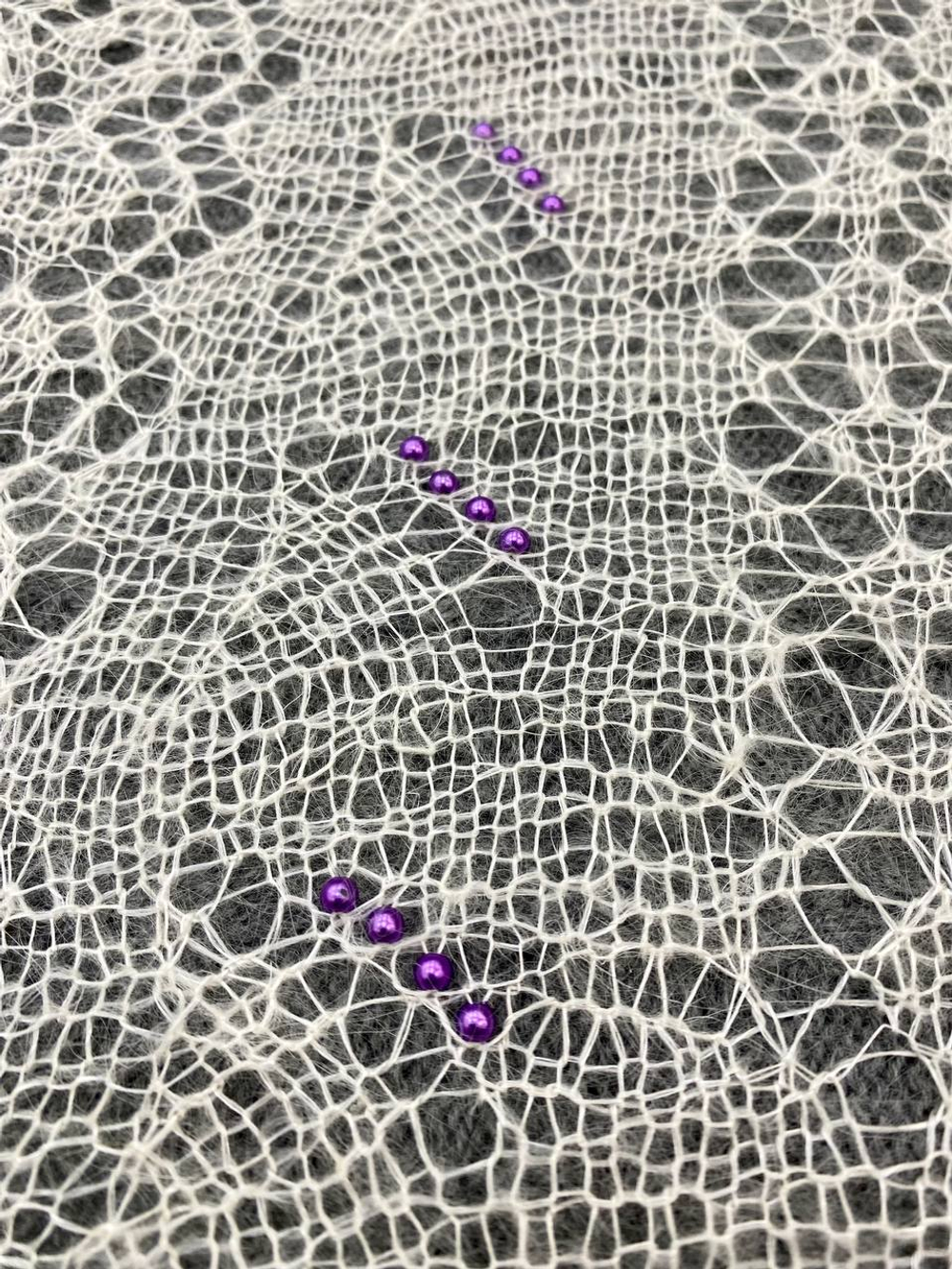 Пуховый палантин ажурный 150х60