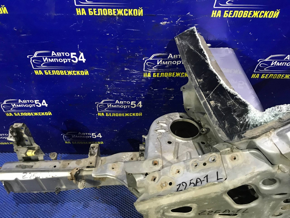 Лонжерон передний левый MITSUBISHI COLT 2003