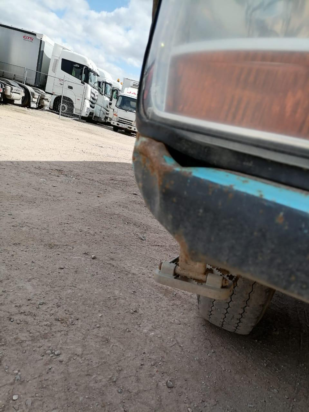 Shacman (Shaanxi) SX* 8x4 Самосвал SX33186V366 (Дизельный, 11,6 л, 423 л.с., МТ)