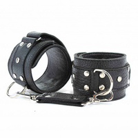 Чёрные кожаные наручники БДСМ Арсенал 51001