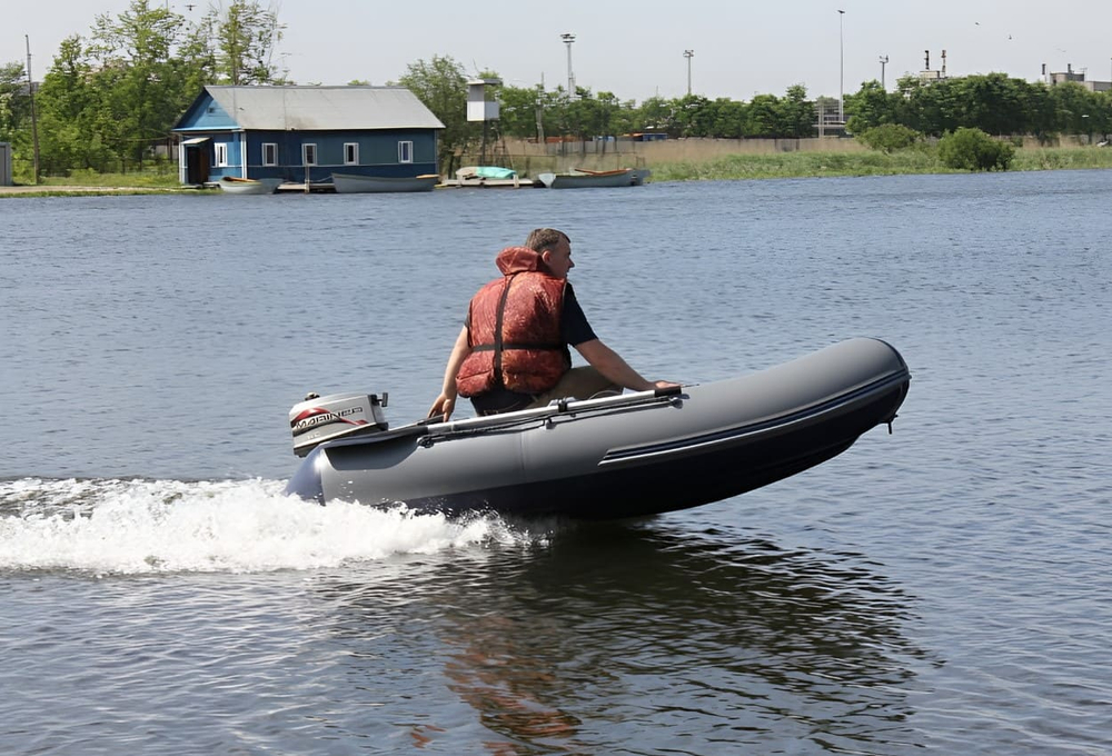 Лодка ПВХ ФЛАГМАН 300