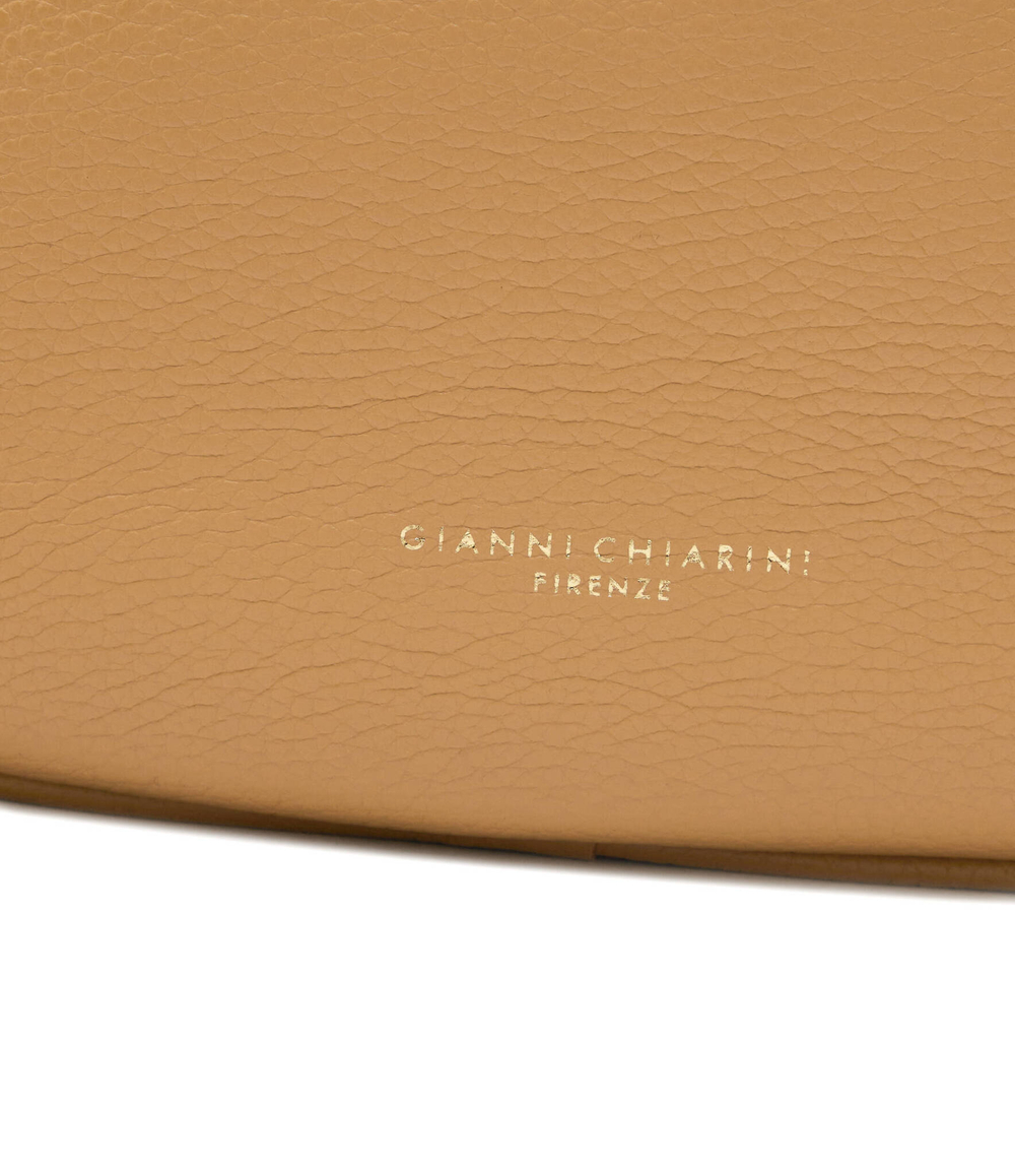 Кожаная сумка хобо borsa pelle GIANNI CHIARINI - коричневый(BS 10635 GRN-NA)