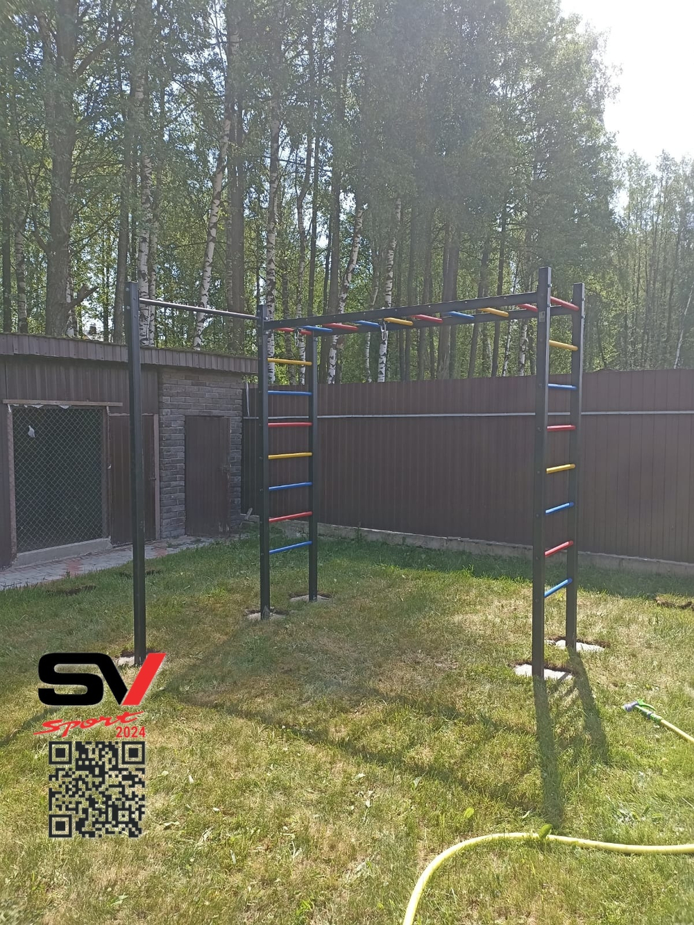 Монтаж уличной шведской стенки Sv Sport Рукоход (5 вертикальных столбов)