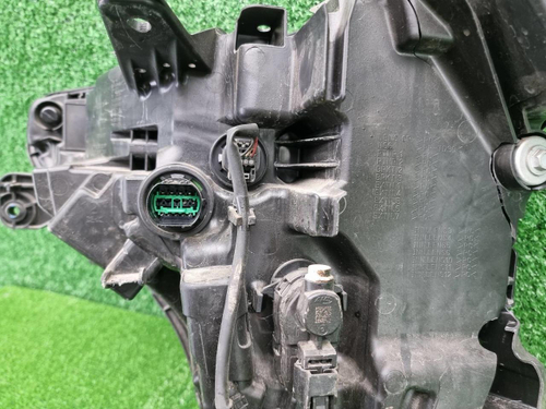 Битая Фара правая GAC GS8 2 (2021-н.в.) LED