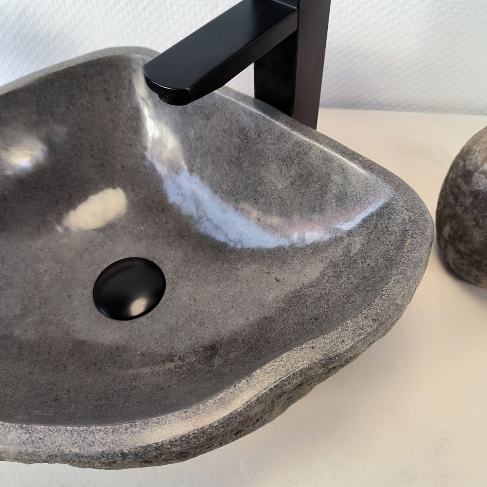 Раковина из речного камня RS-66017 45х37х15 из натурального камня