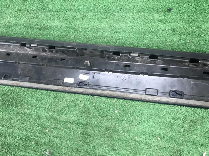 Накладка двери передняя правая Audi Q5 2 80A (2017-н.в.)