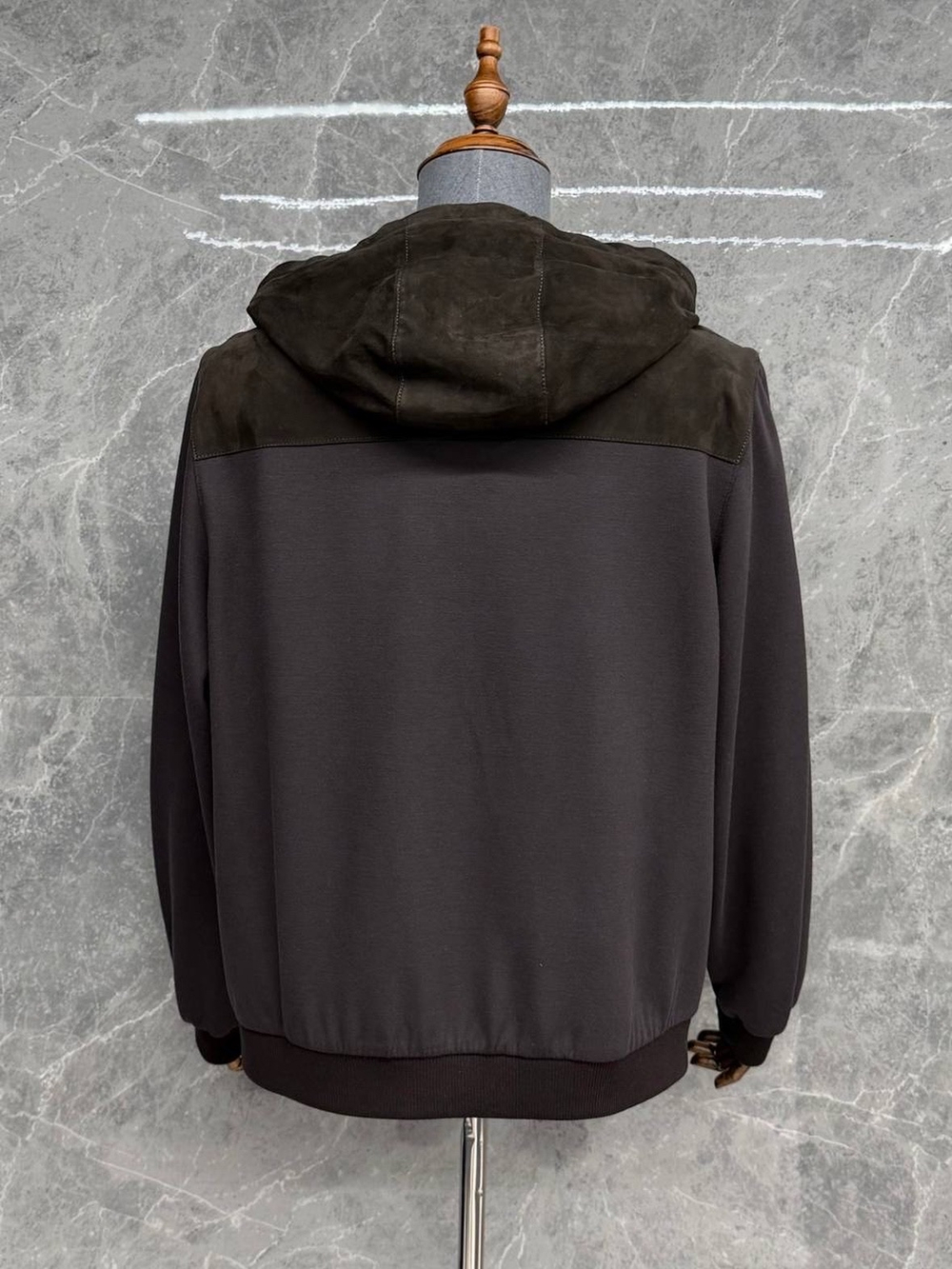 Замшевая куртка Ermenegildo Zegna