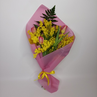 Букет Мимоза и 3 тюльпана