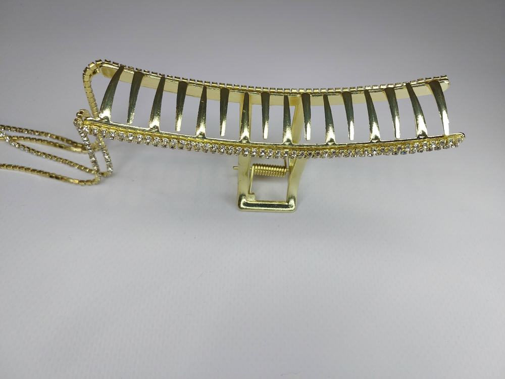 Заколка Краб зажим блестящий  для волос с квадратной дугой с двумя полосками из страз и длинными кисточками. Цвет золото