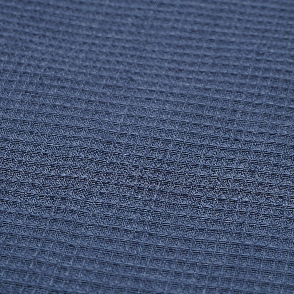 Набор из двух вафельных полотенец изо льна темно-синего цвета из коллекции essential, 50х70 см