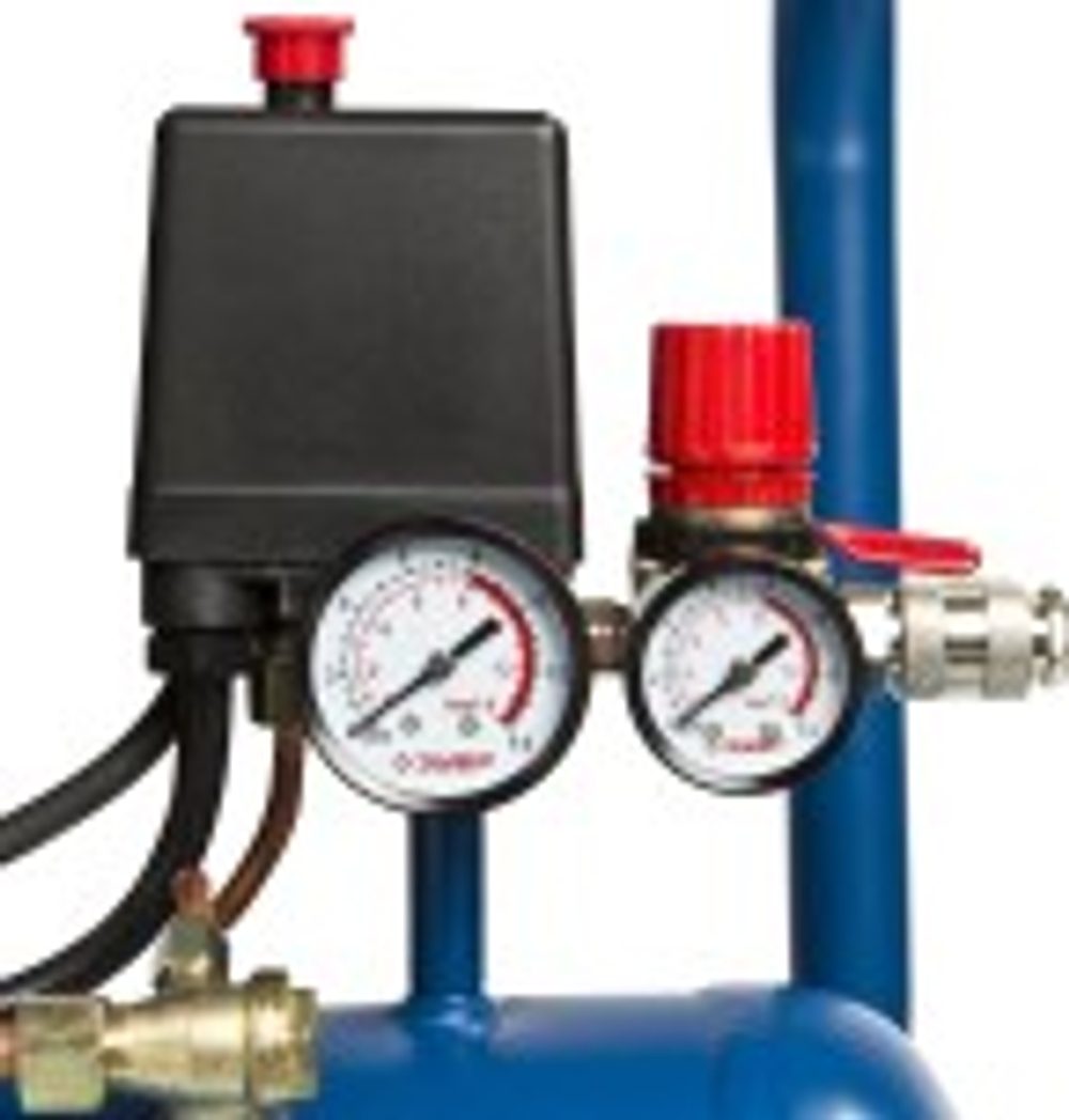 Компрессор поршневой ЗУБР ЗКПМ-240-24-1.5