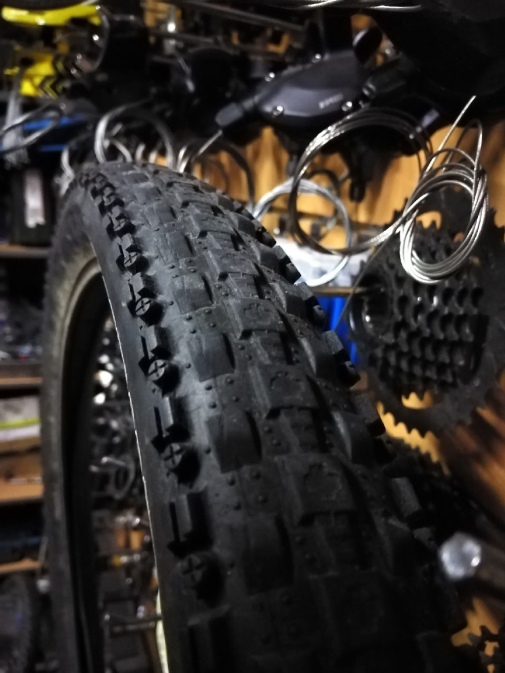 ПОКРЫШКА MAXXIS 2021 CROSSMARK 26X2,10 60 TPI WIRE MAXXIS