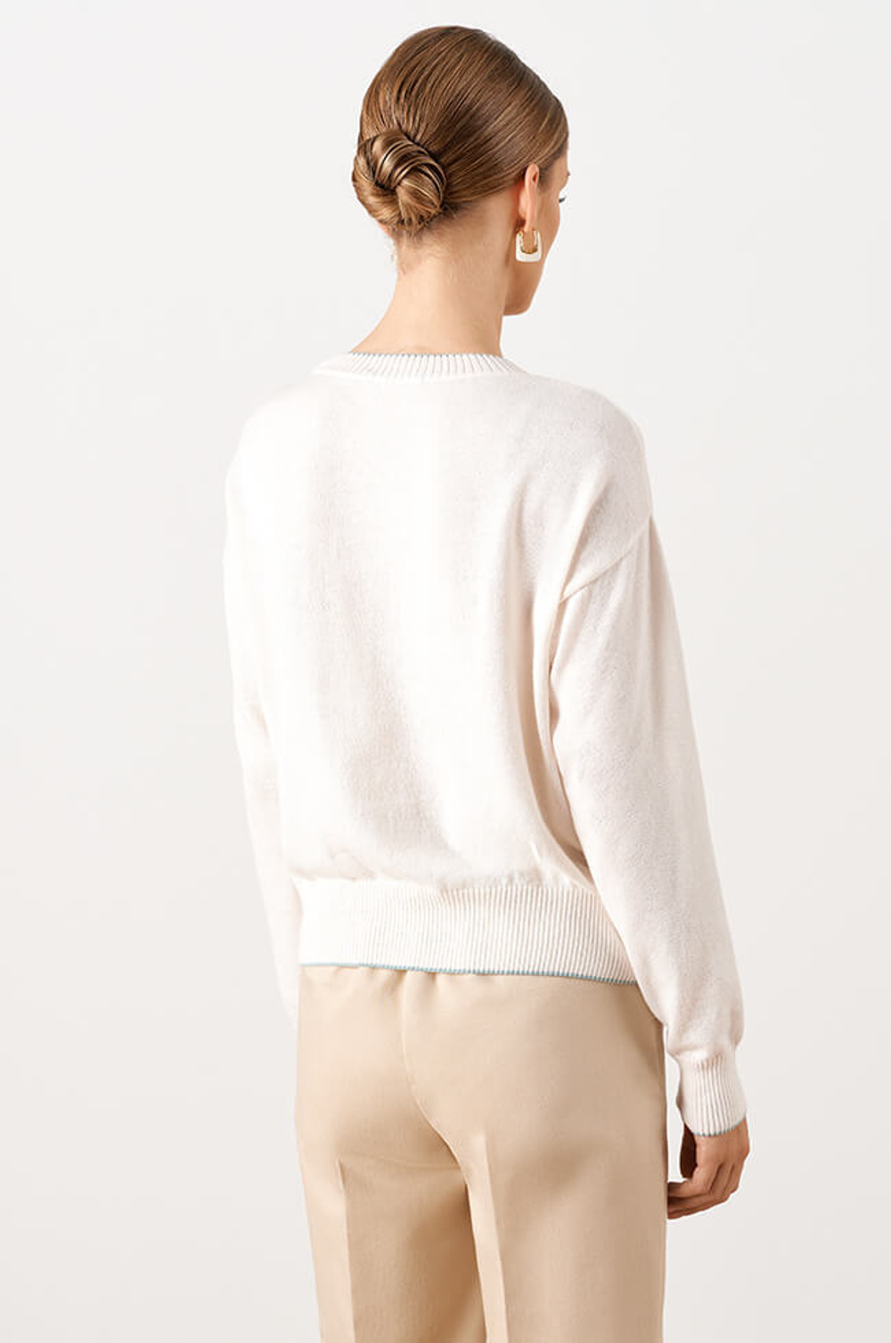 23041 Джемпер женский (молочный)