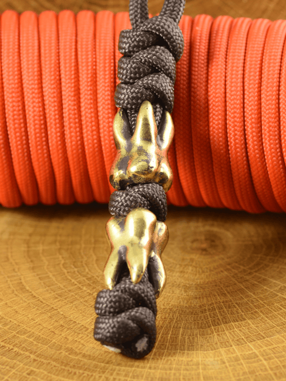 Бусина «ЗУБ» из латуни