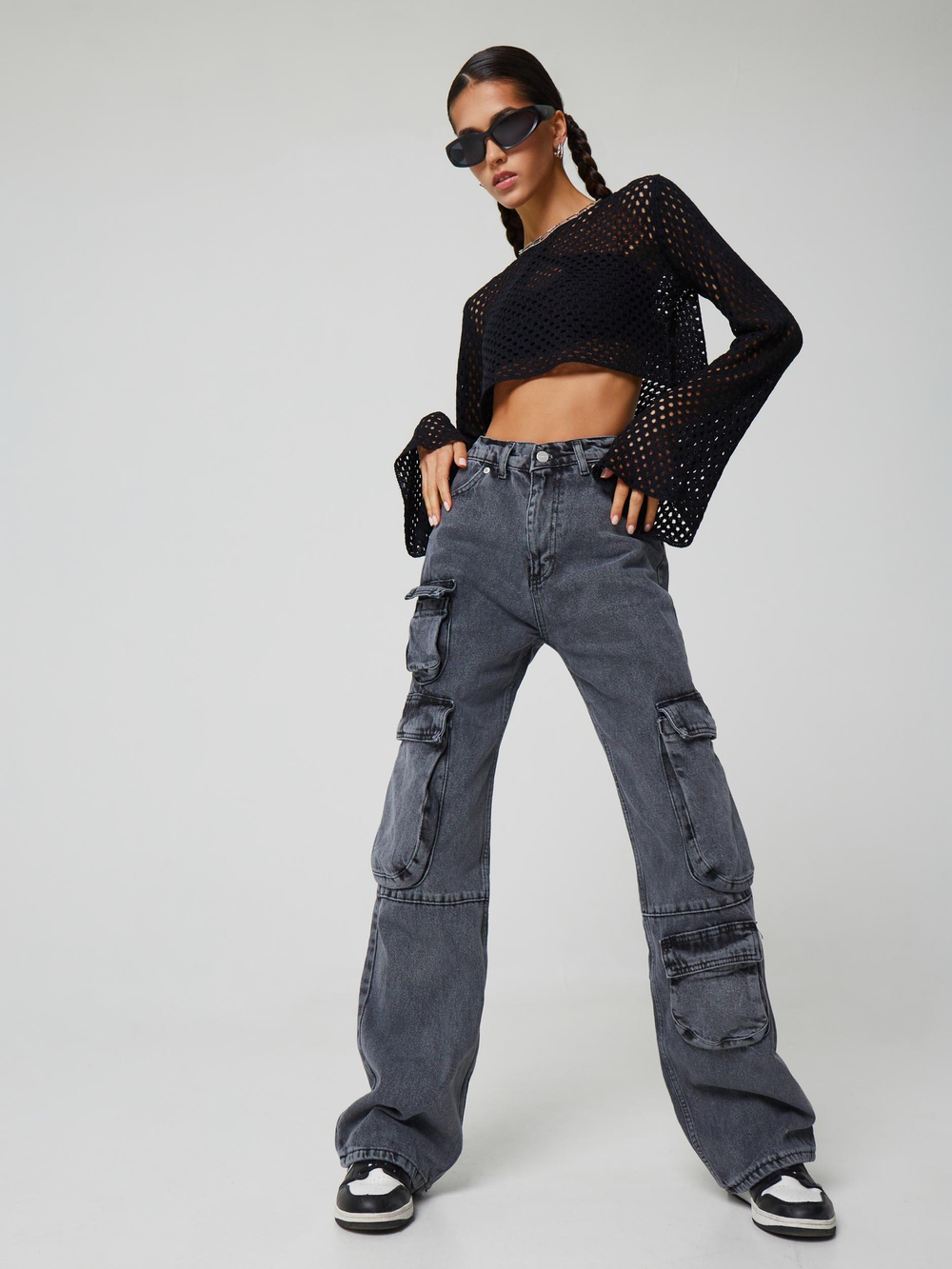 7 моделей джинсов и брюк, которые даже стройные и длинные ноги визуально сделают короче