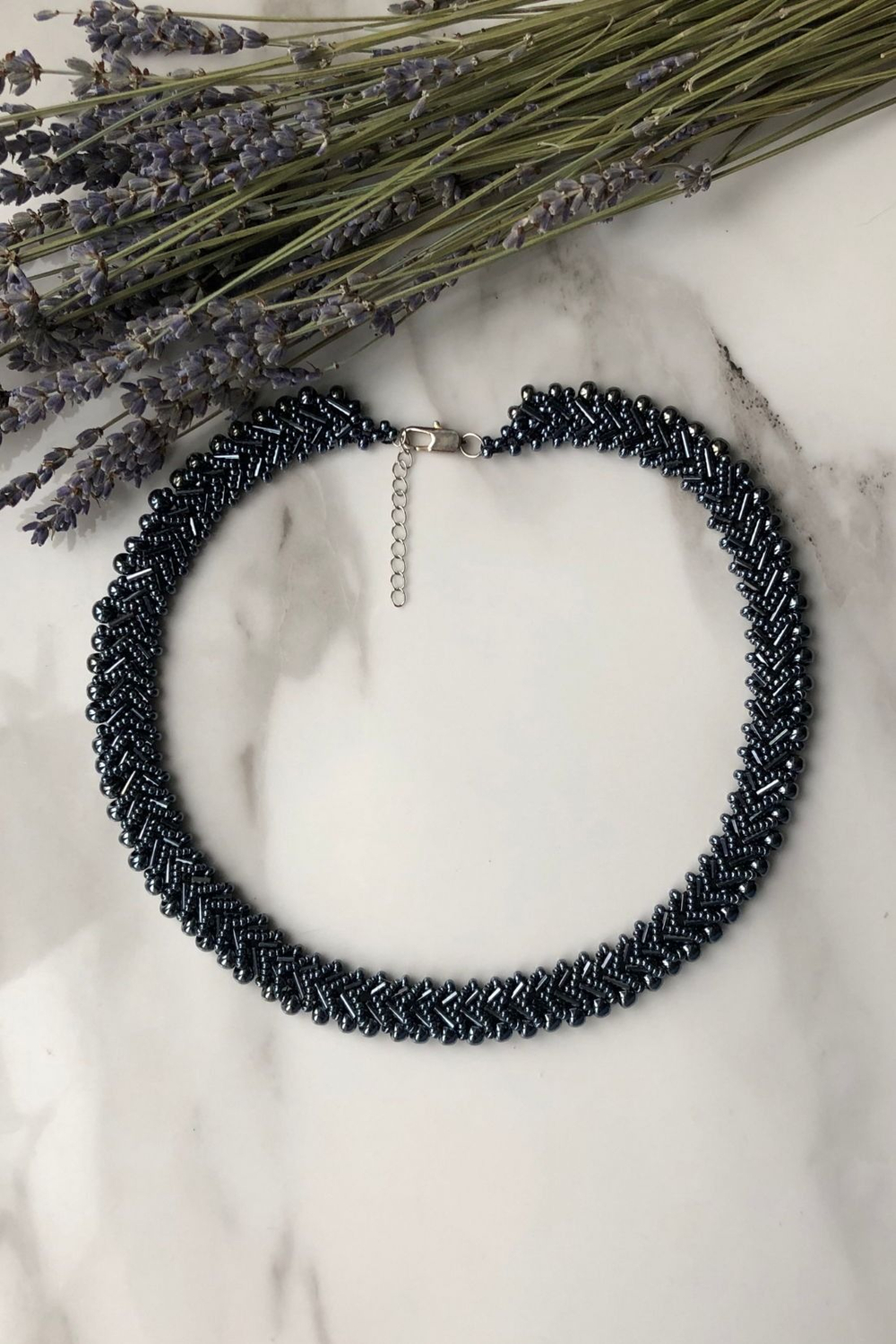 Колье из бисера "Змейка" ручной работы, цвет - Бронза тёмная