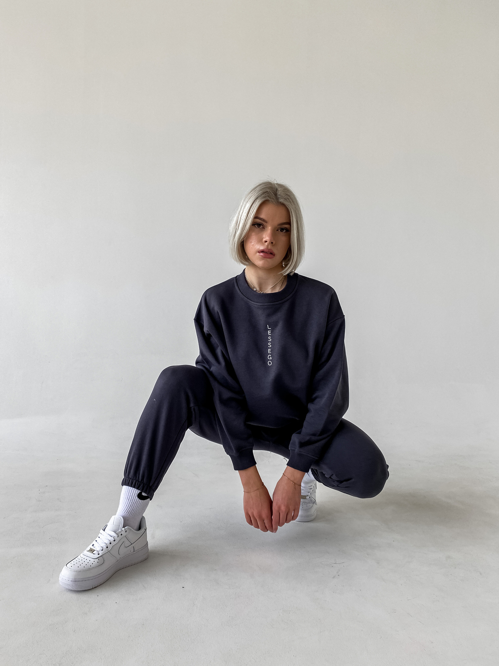 Свитшот LESS EGO
