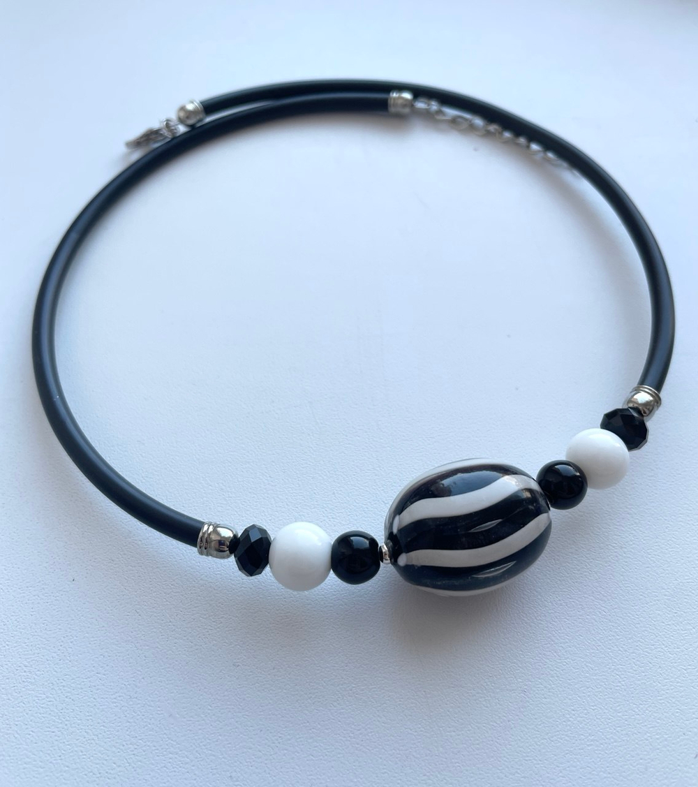 Колье из муранского стекла