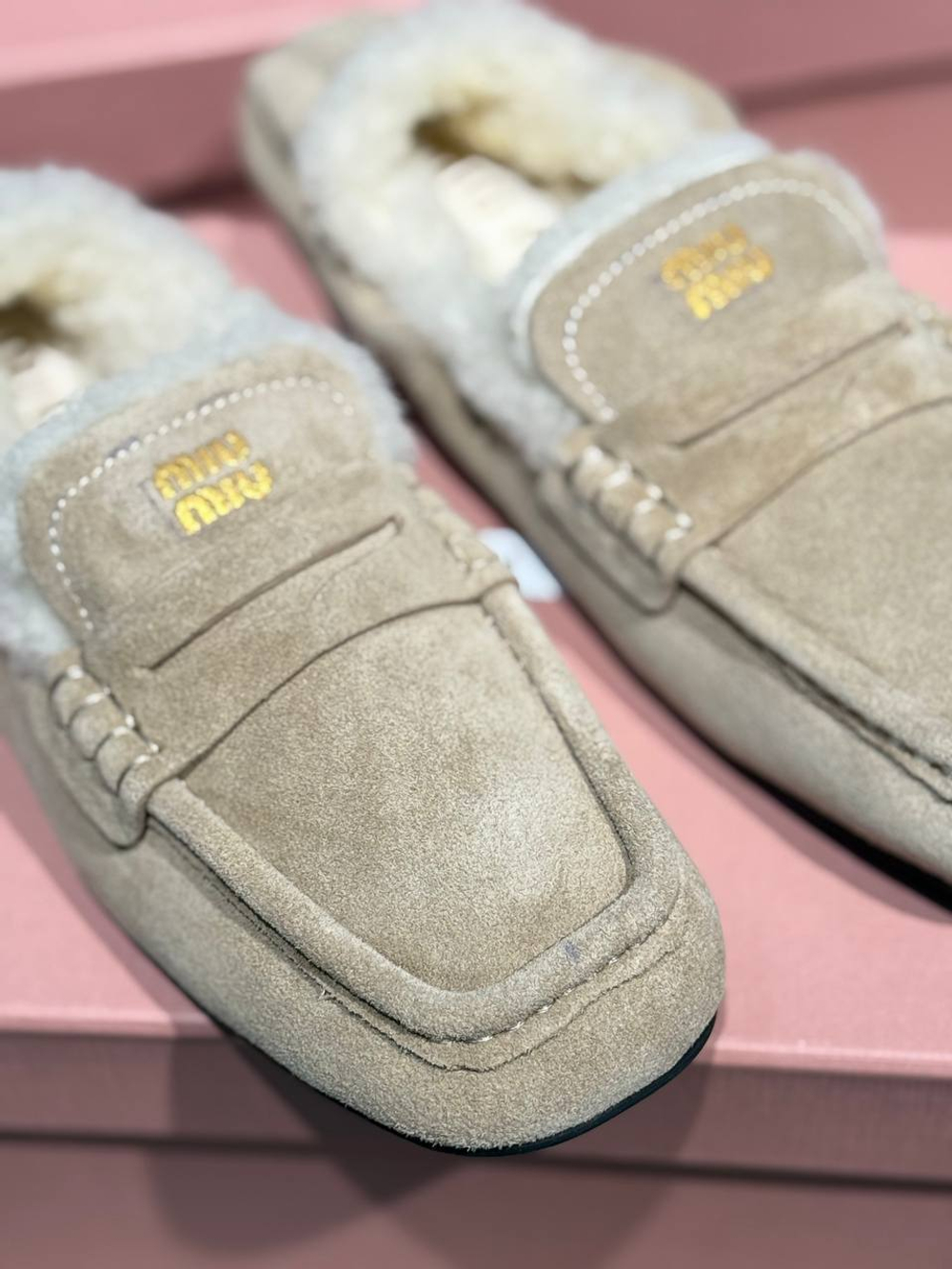 Лоферы MIU MIU