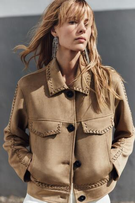 ZARA КУРТКА ИЗ ИСКУССТВЕННОЙ ЗАМШИ С ПЛЕТЕНЫМИ ДЕТАЛЯМИ, РЫЖЕВАТО-КОРИЧНЕВЫЙ