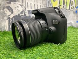 Canon EOS 2000D kit 18-55mm IS II 350 кадров