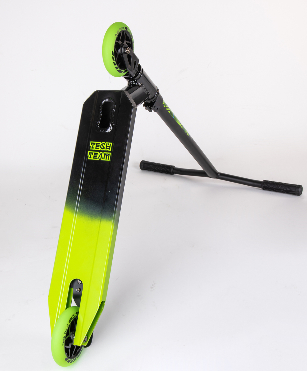 Трюковой самокат Tech Team Duker 202 2022  black/green