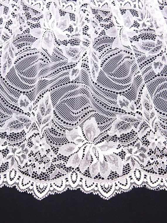 03-249 Кружево эластичное 23 см, теплый белый