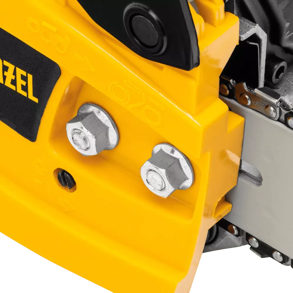 Пила цепная бензиновая DGS-4516, шина 40 см, 45 см3, 3 л.с, шаг 3/8, паз 1.3 мм, 57 звеньев Denzel, 95230