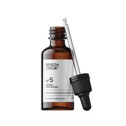 Mono-molecula No.5 Smoothes the skin and reduces wrinkles