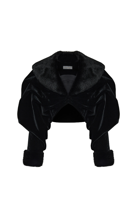 Укороченное пальто из бархата со вставками из искусственного меха